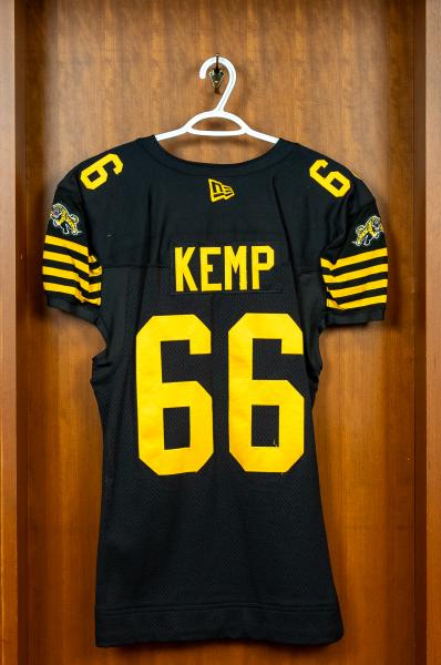 AUTHENTIC GAME WORN JERSEY	KEMP	#66	size	48