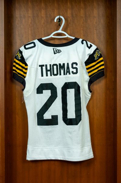 AUTHENTIC GAME WORN JERSEY	THOMAS	#20	size	44